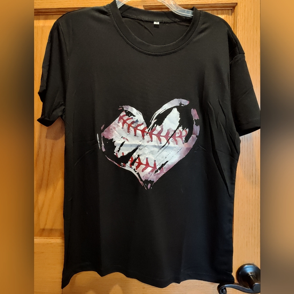 Women's Baseball Heart Black T-Shirt, Medium
